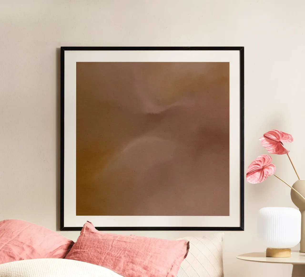 Dolcezza di colore poster con telaio in plastica da Shatha Al Dafai