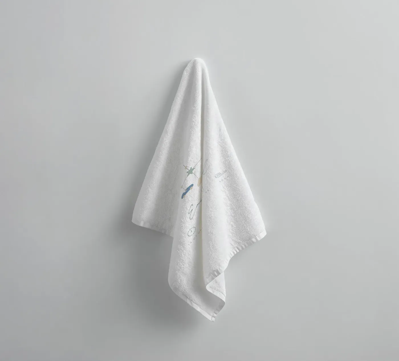 Traumtiere towel by Kartenliebe