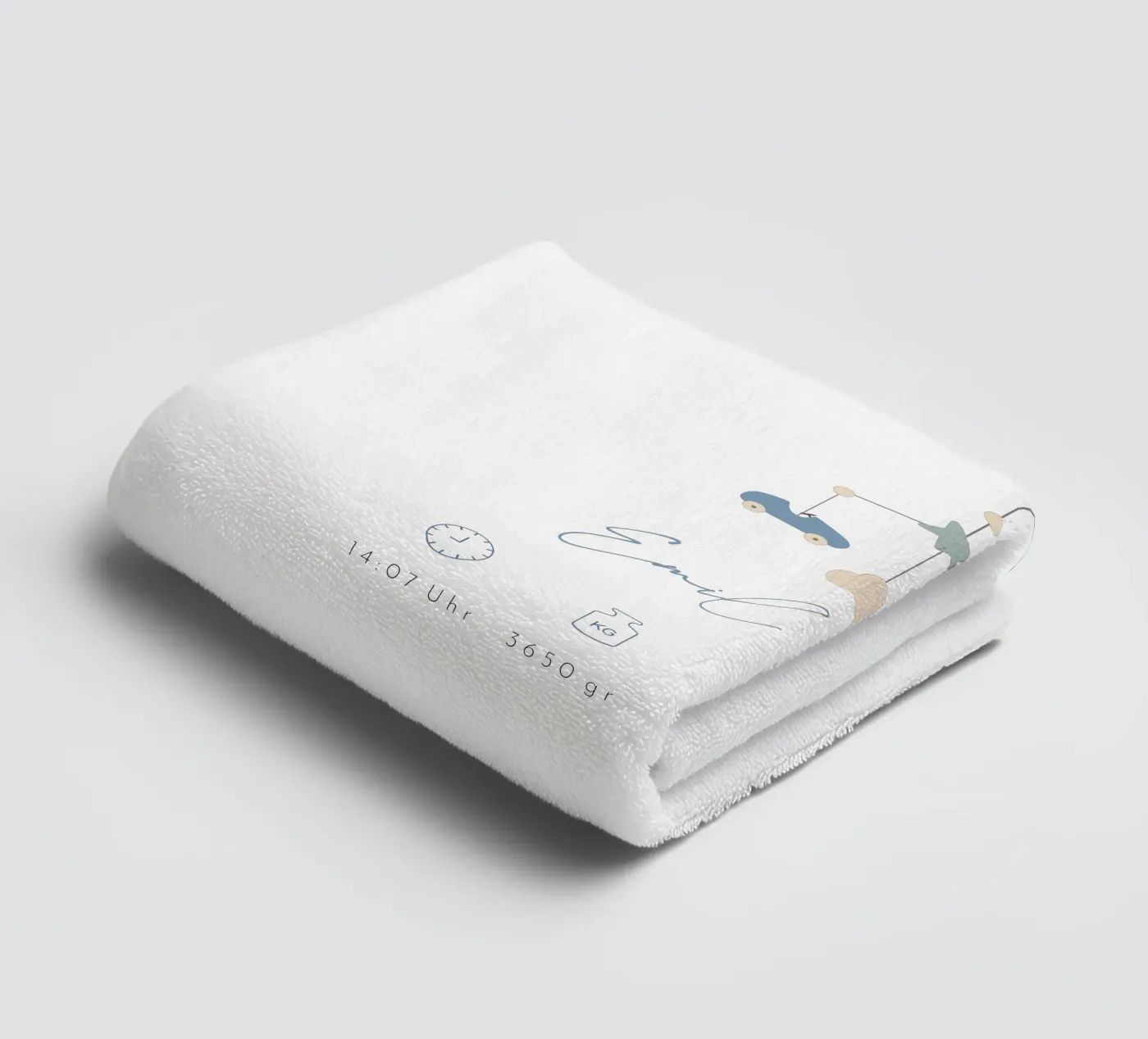 Traumtiere towel by Kartenliebe