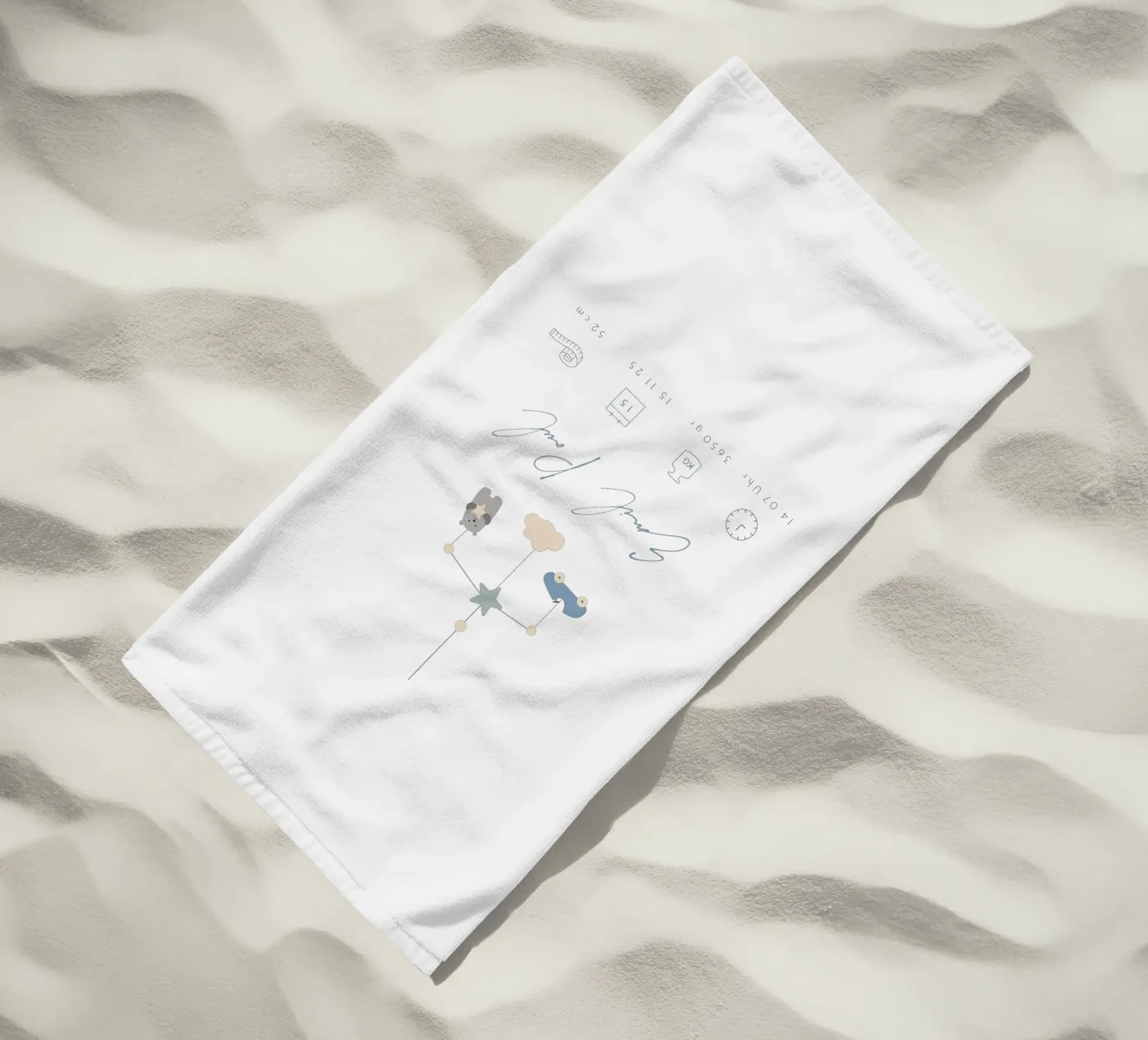 Traumtiere beach towel by Kartenliebe