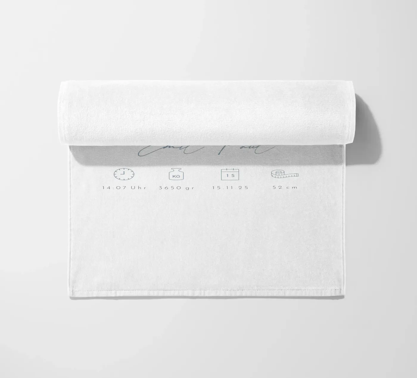 Traumtiere beach towel by Kartenliebe
