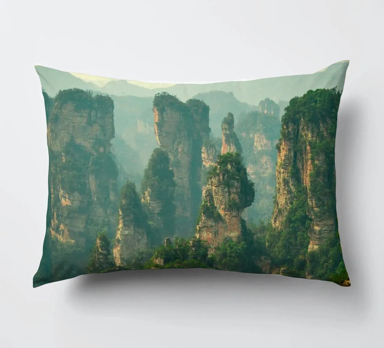 montagne imponenti cime calcaree cuscino da Earthly Visions