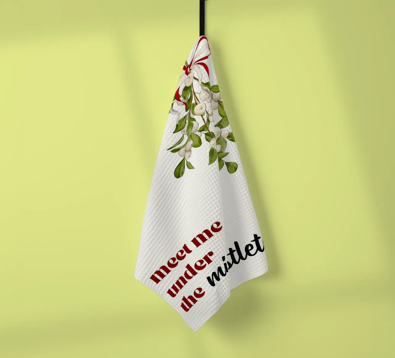 Triff mich unterm Mistelzweig: Romantische Weihnachten Kunstdruck Geschirrtuch von ClubArt