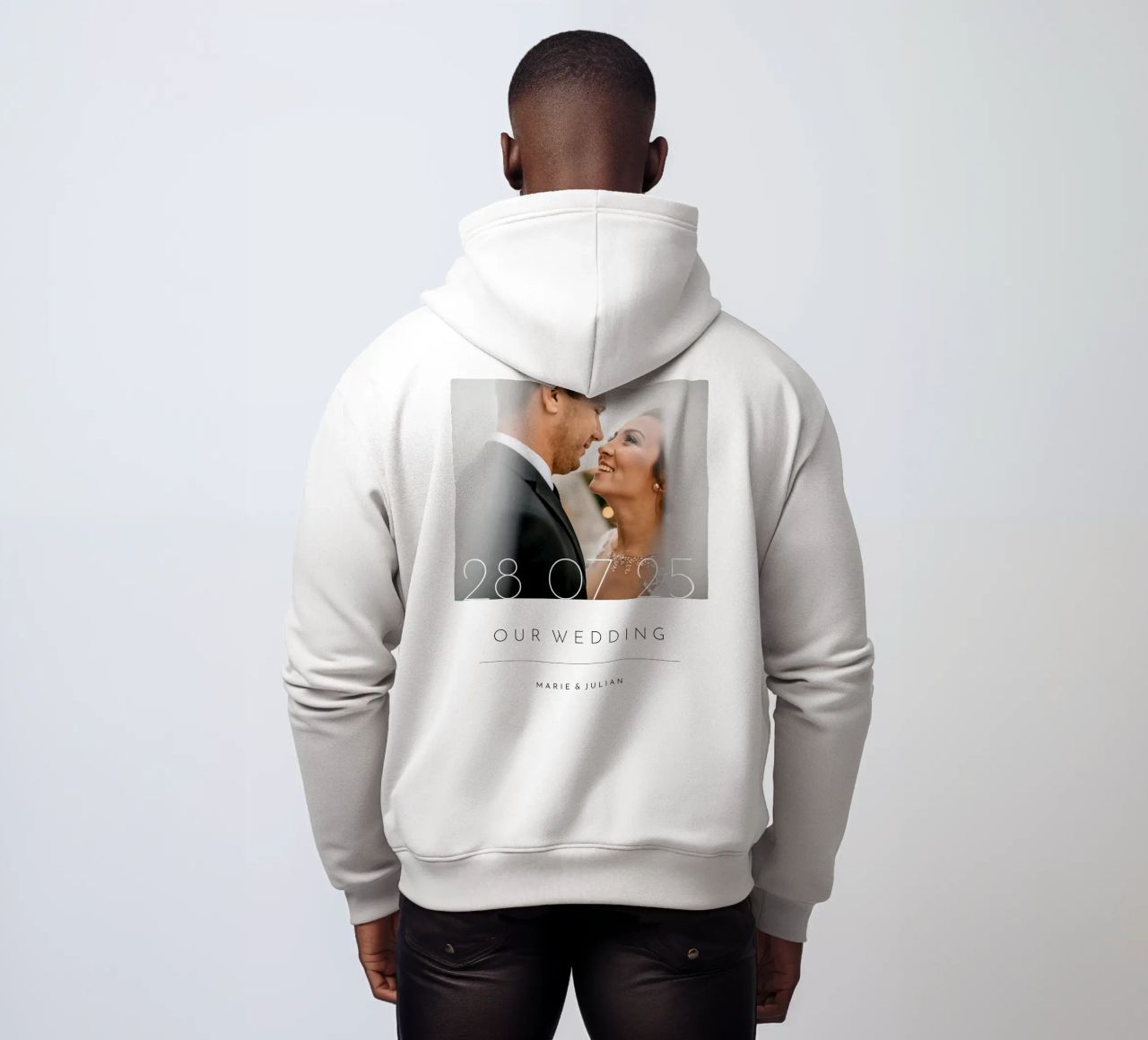 Semplice felpa con cappuccio da Kartenliebe