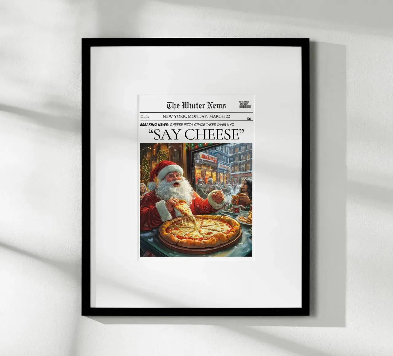 La pizza di Babbo Natale a New York: Crema di Formaggio: Notizie d'arte poster con telaio in plastica da ClubArt