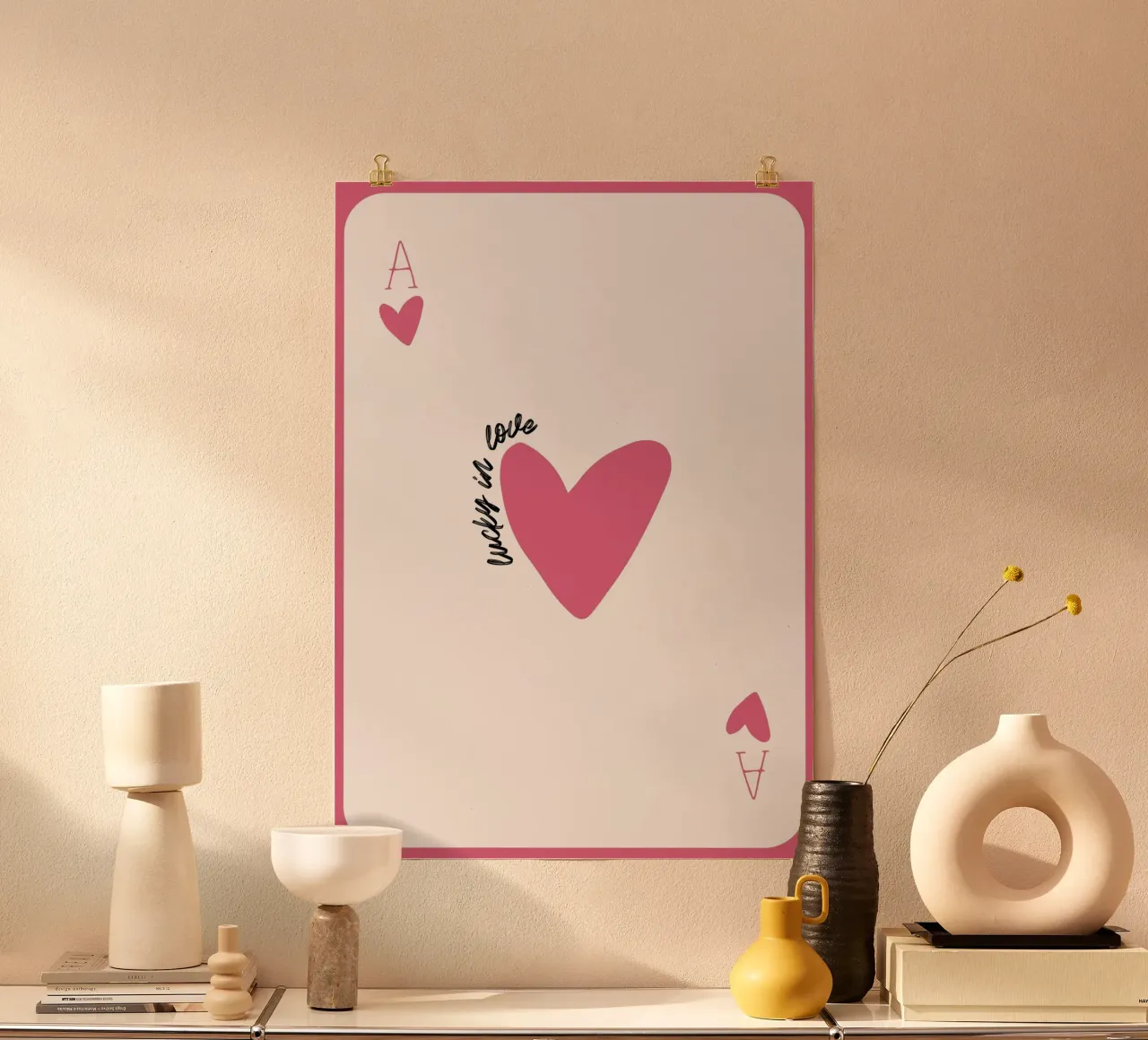 Suerte en el Amor: Tarjeta Corazón Rosa Pop Art Print poster de homdeco