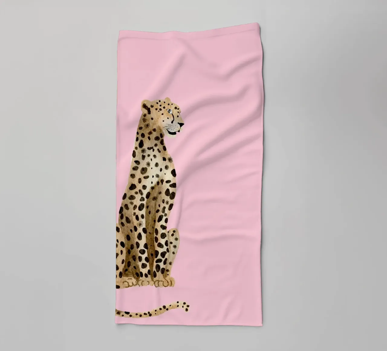 Sitzender Leopard: Rosa Hintergrund Tier Kunstdruck Handtuch von homdeco