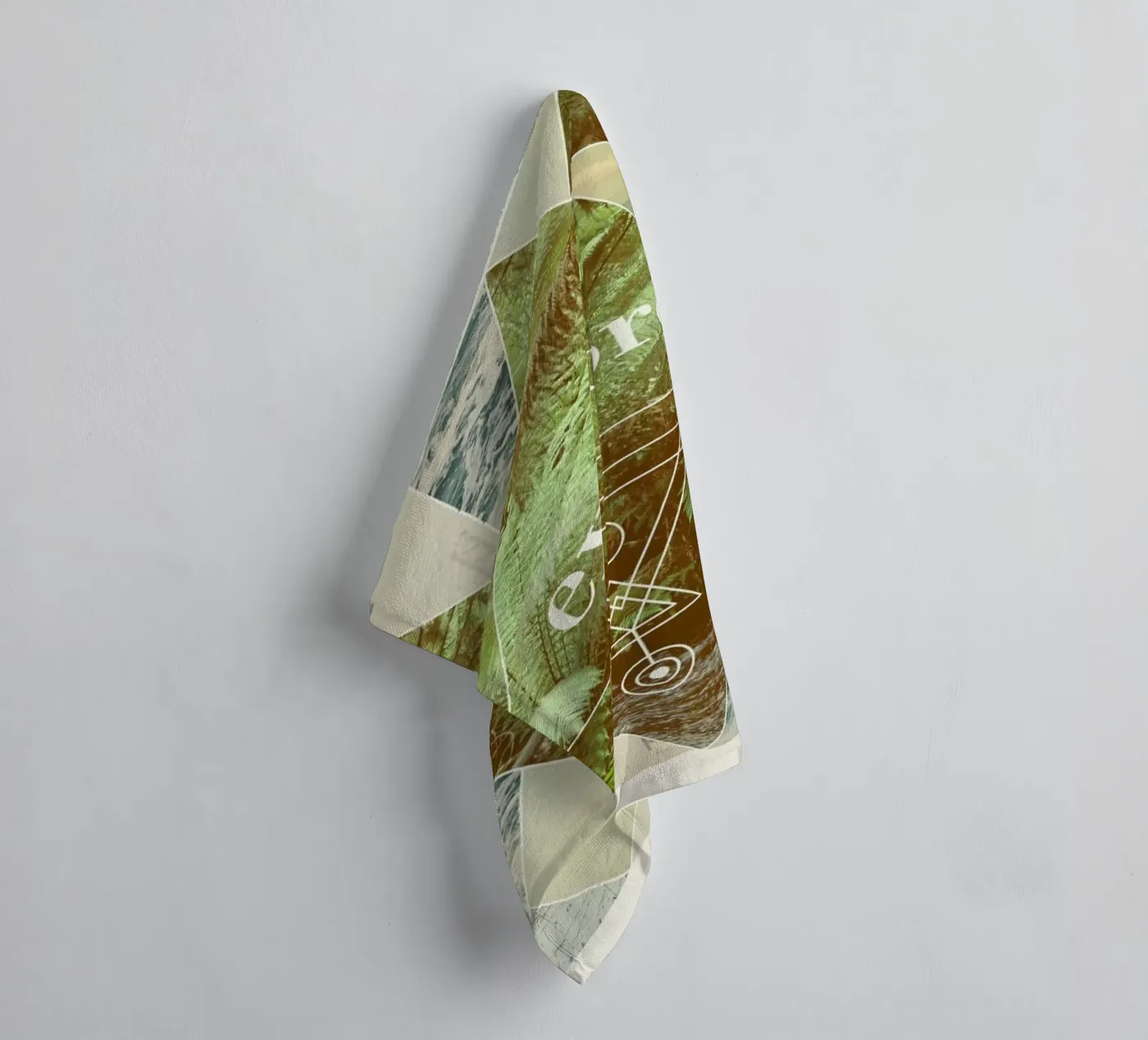 Explore II towel by Florent Bodart