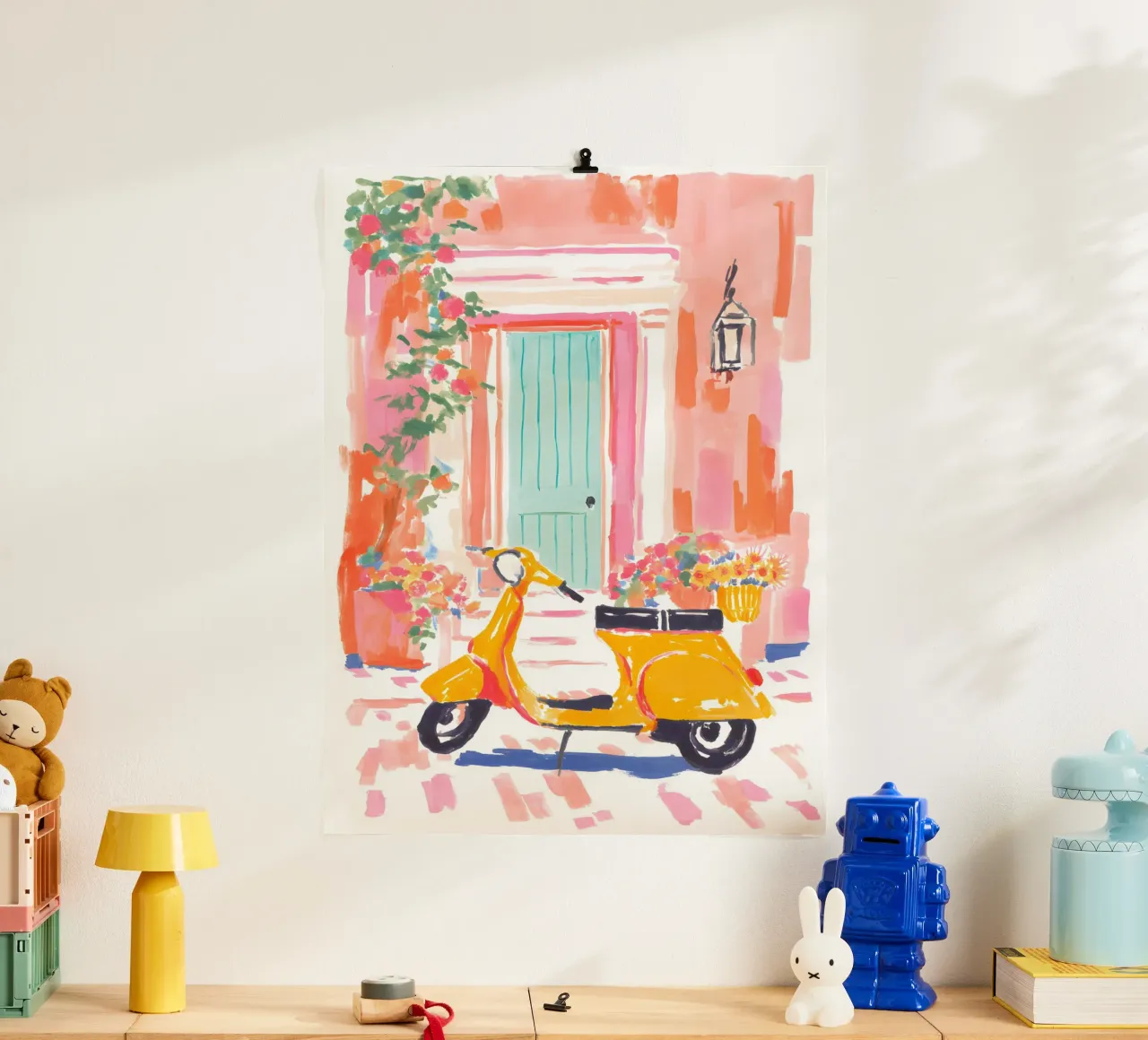 Yellow Vespa poster con telaio in plastica da Gypsy Galleria