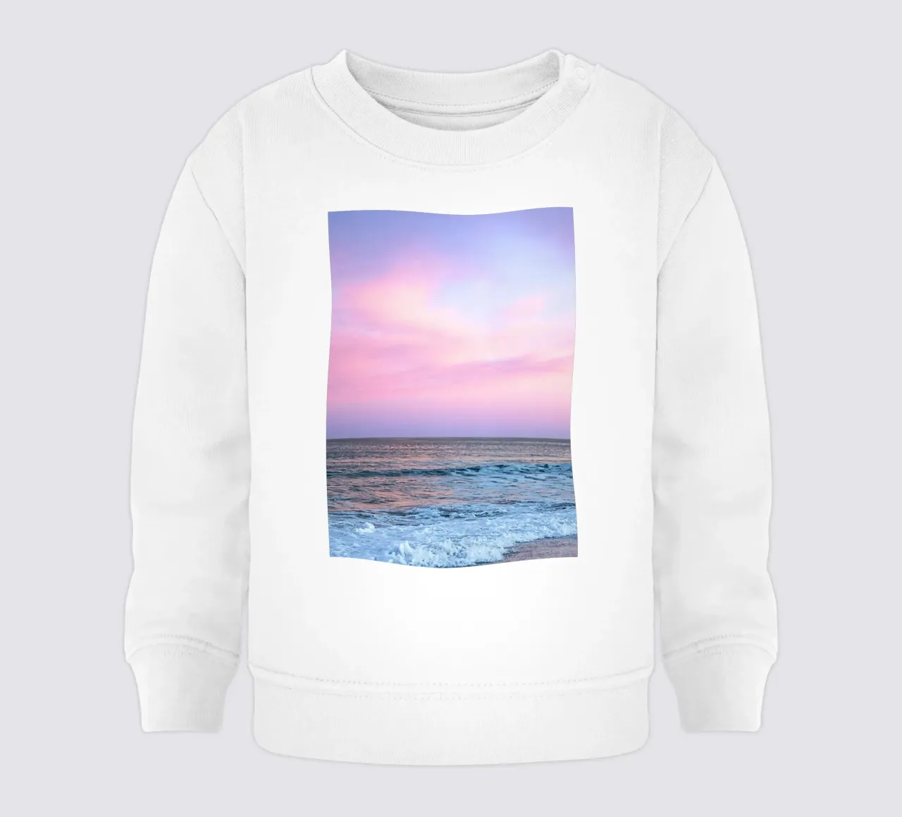 Pastell Sonnenuntergang Ozean Gelassenheit Ästhetische Strand Kunst Baby Sweatshirt von dawnthesea