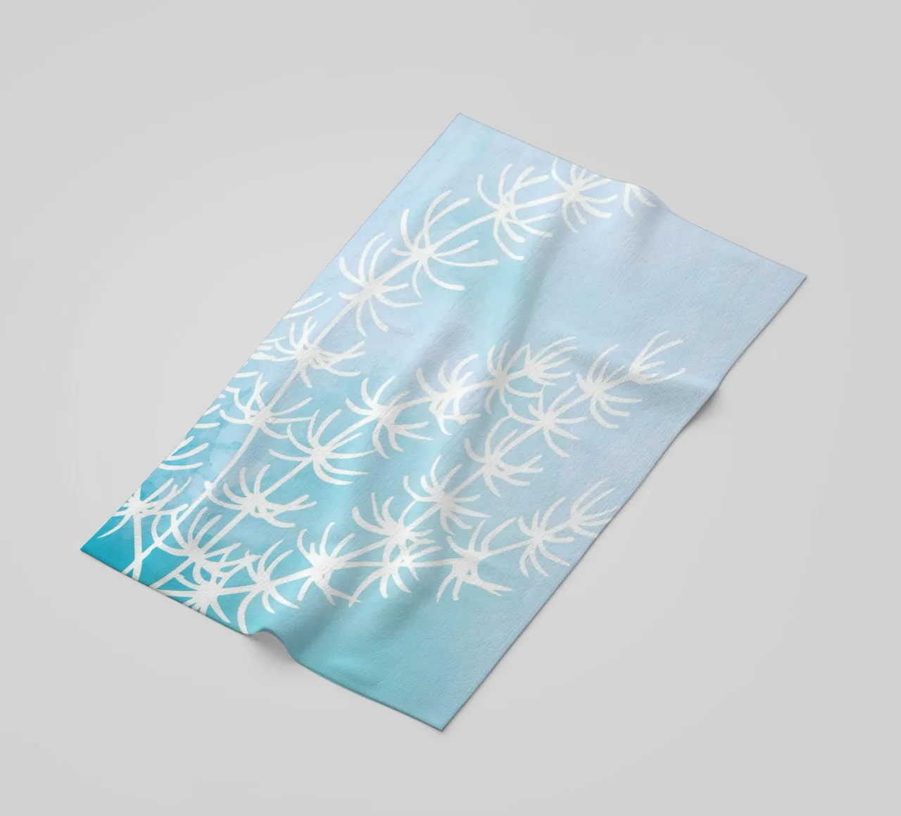 Alghe astratte bianche su acquerello blu telo mare da dawnthesea