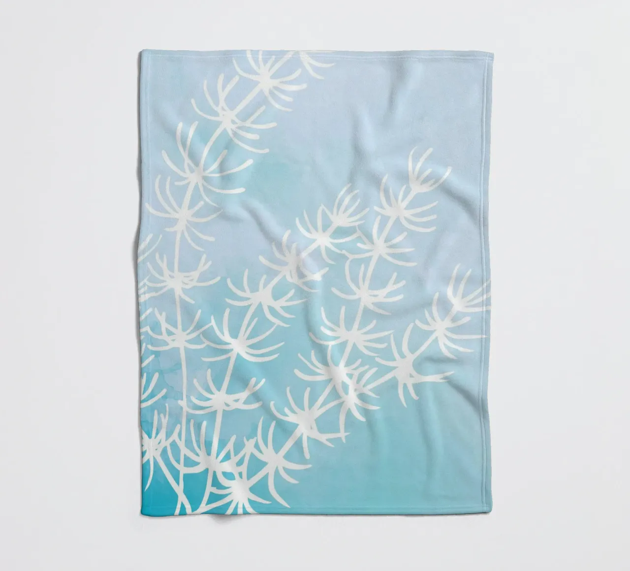 Alghe astratte bianche su acquerello blu coperta in pile da dawnthesea