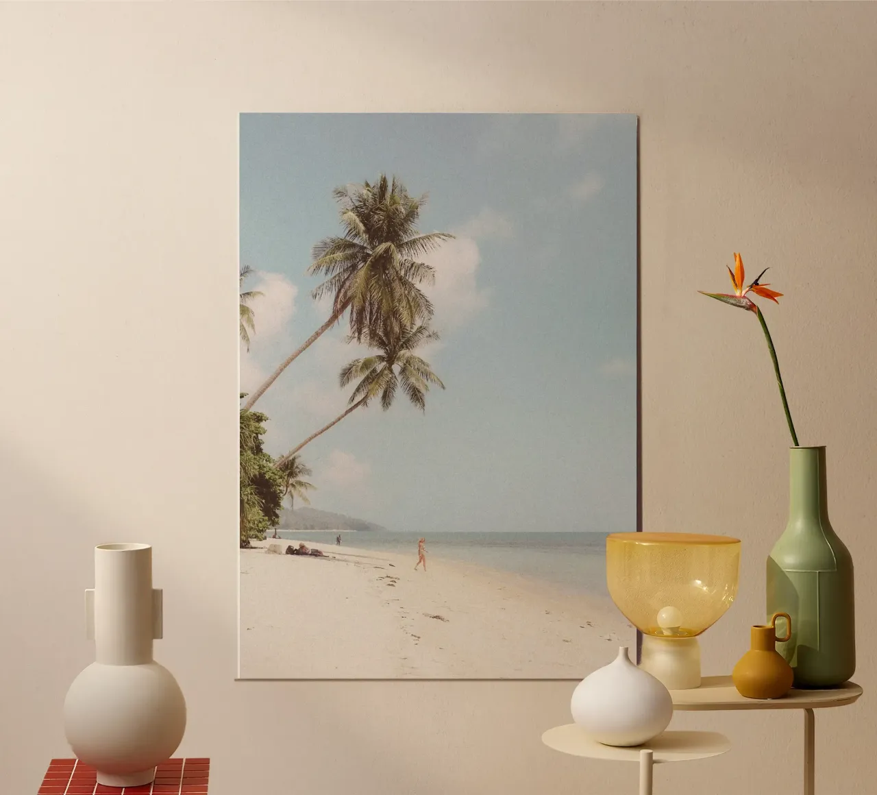 Spiaggia tropicale Paradiso Palme pendenti Vibrazioni vintage poster da dawnthesea