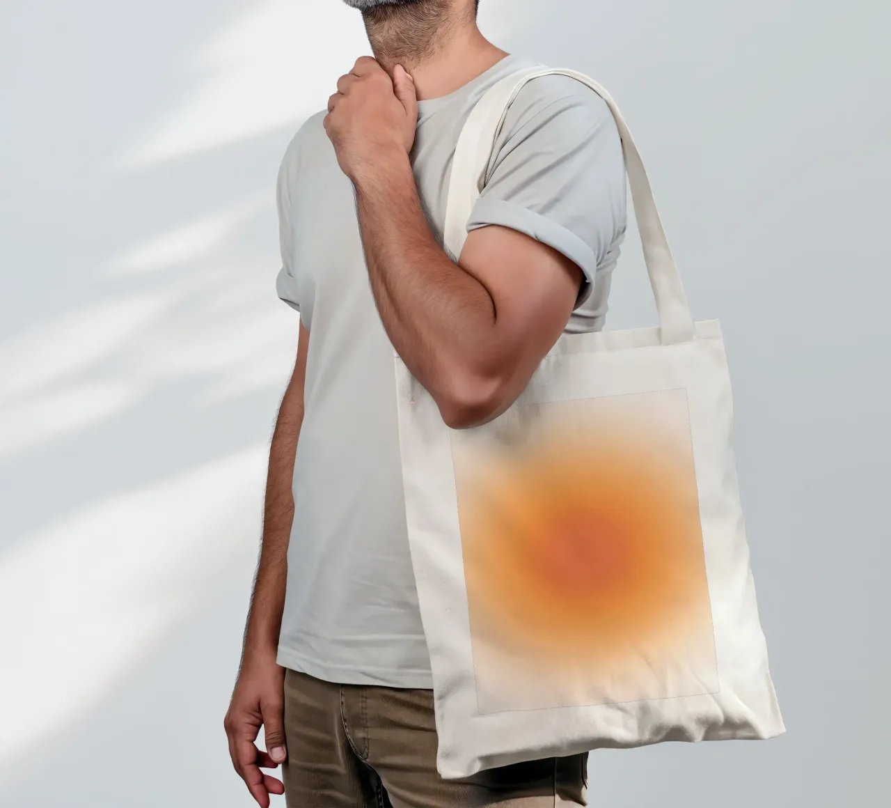 Corail chaud Aura Gradient Abstract Art Print tote bag de dawnthesea