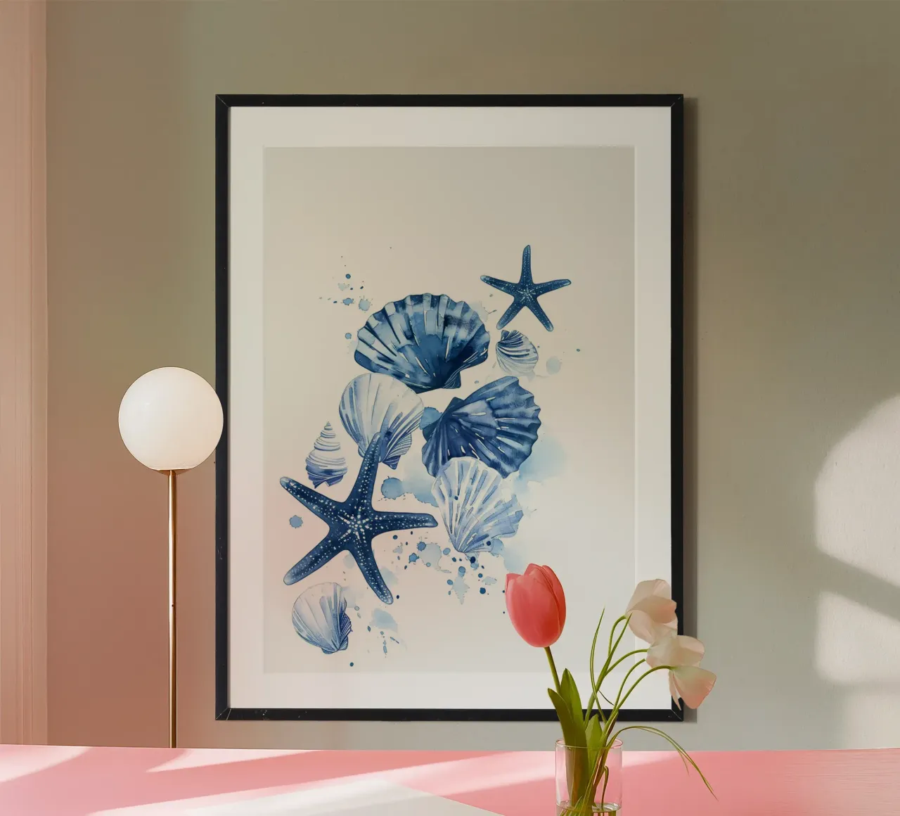 Conchiglie blu Stelle Marine Acquerello Arte Costiera poster con telaio in plastica da dawnthesea