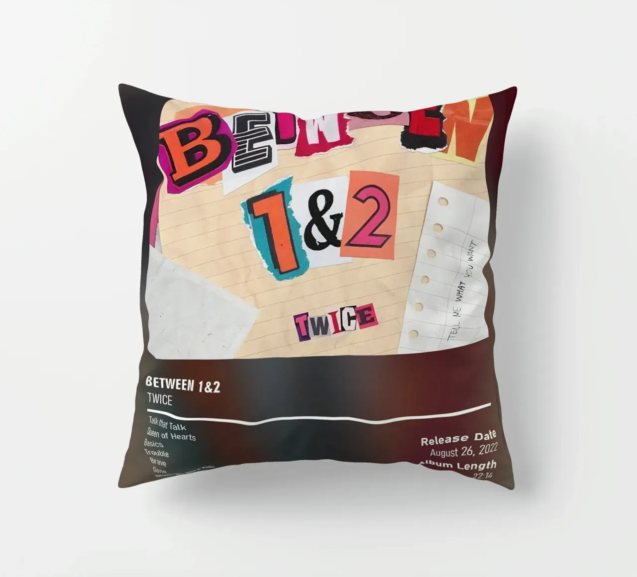 Between 1&2 By TWICE cuscino da DGUnder