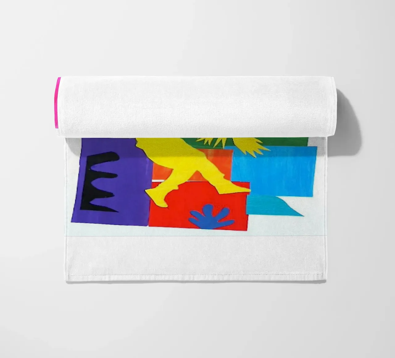 dancing woman's shadow strandhanddoek van briyan shop