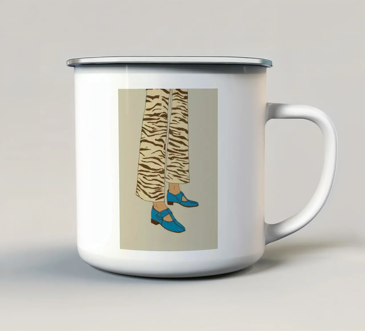Scarpe a strisce zebrate tazza in smalto da Lune Dreams