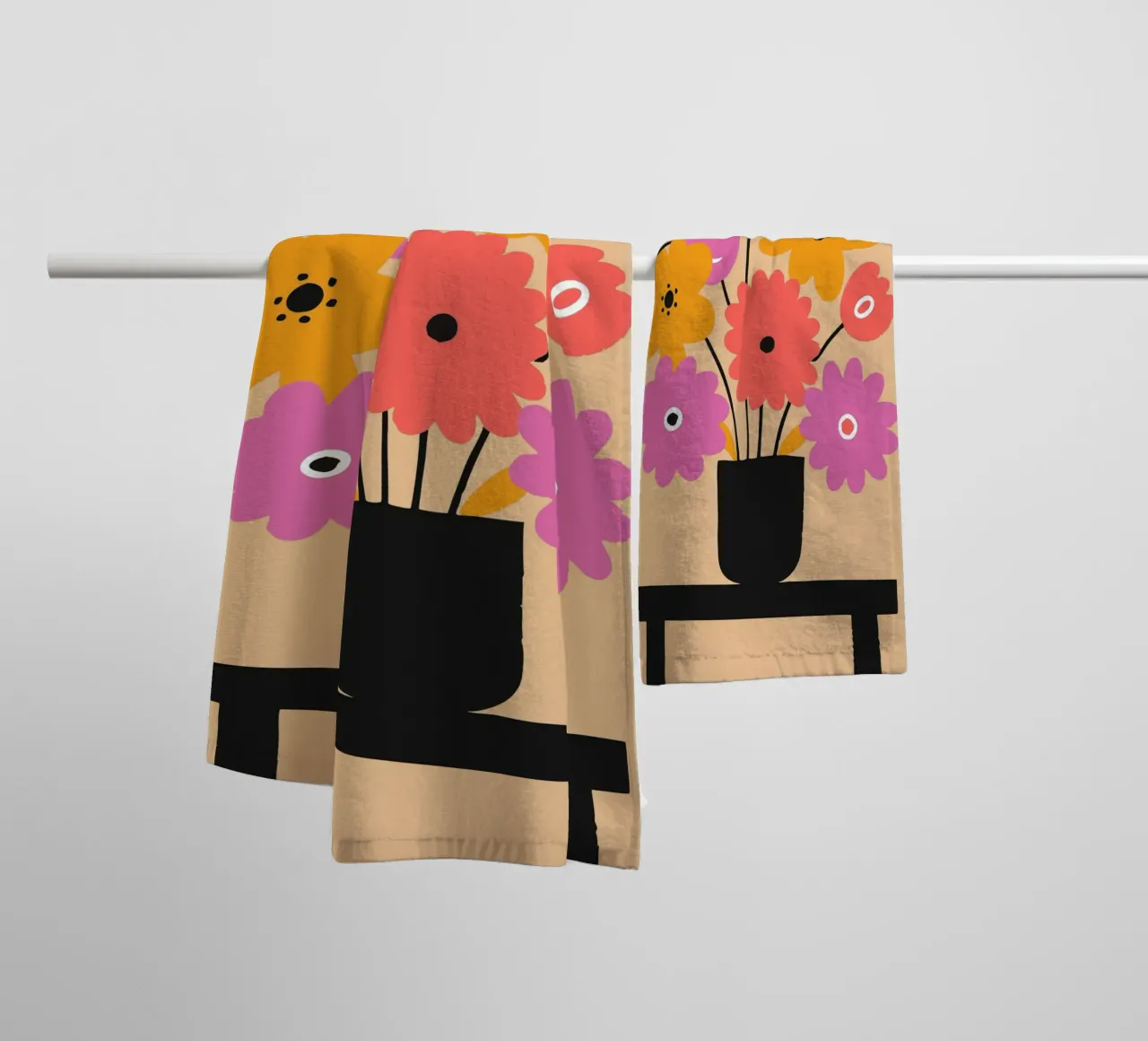 Decorazione con vaso di fiori asciugamano da bagno da TRENDY POSTER SHOP