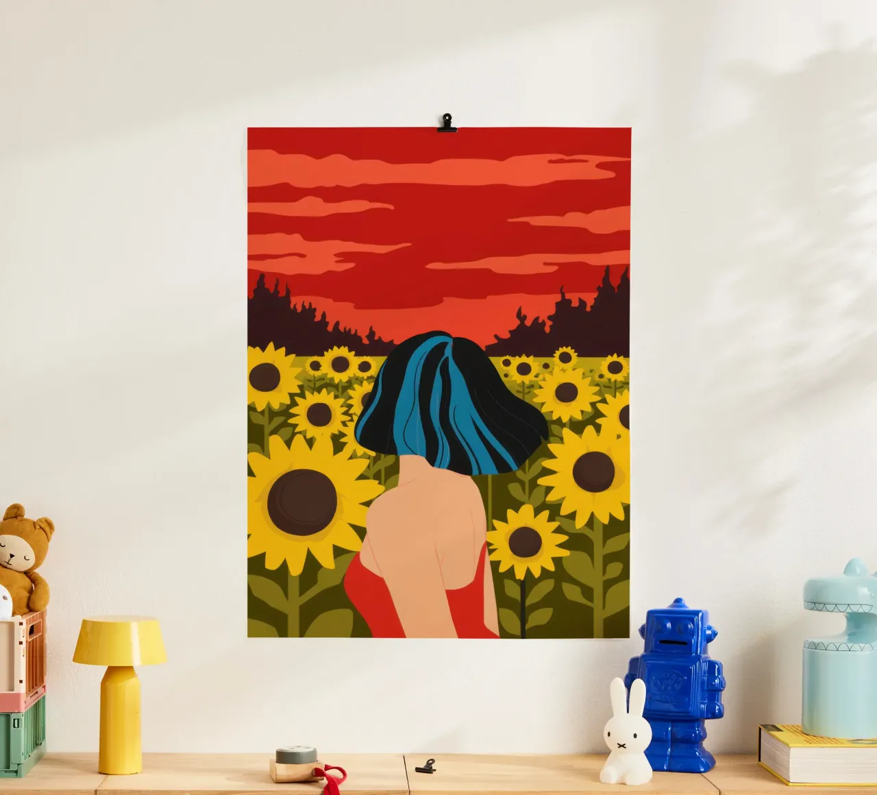 Abbraccio al tramonto dei girasoli poster con telaio in plastica da Mossy Pigment