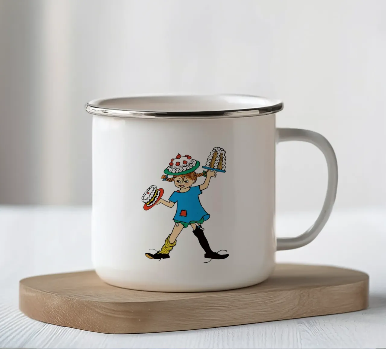 Pippi Calzelunghe festeggia tazza in smalto da Earl Beeman