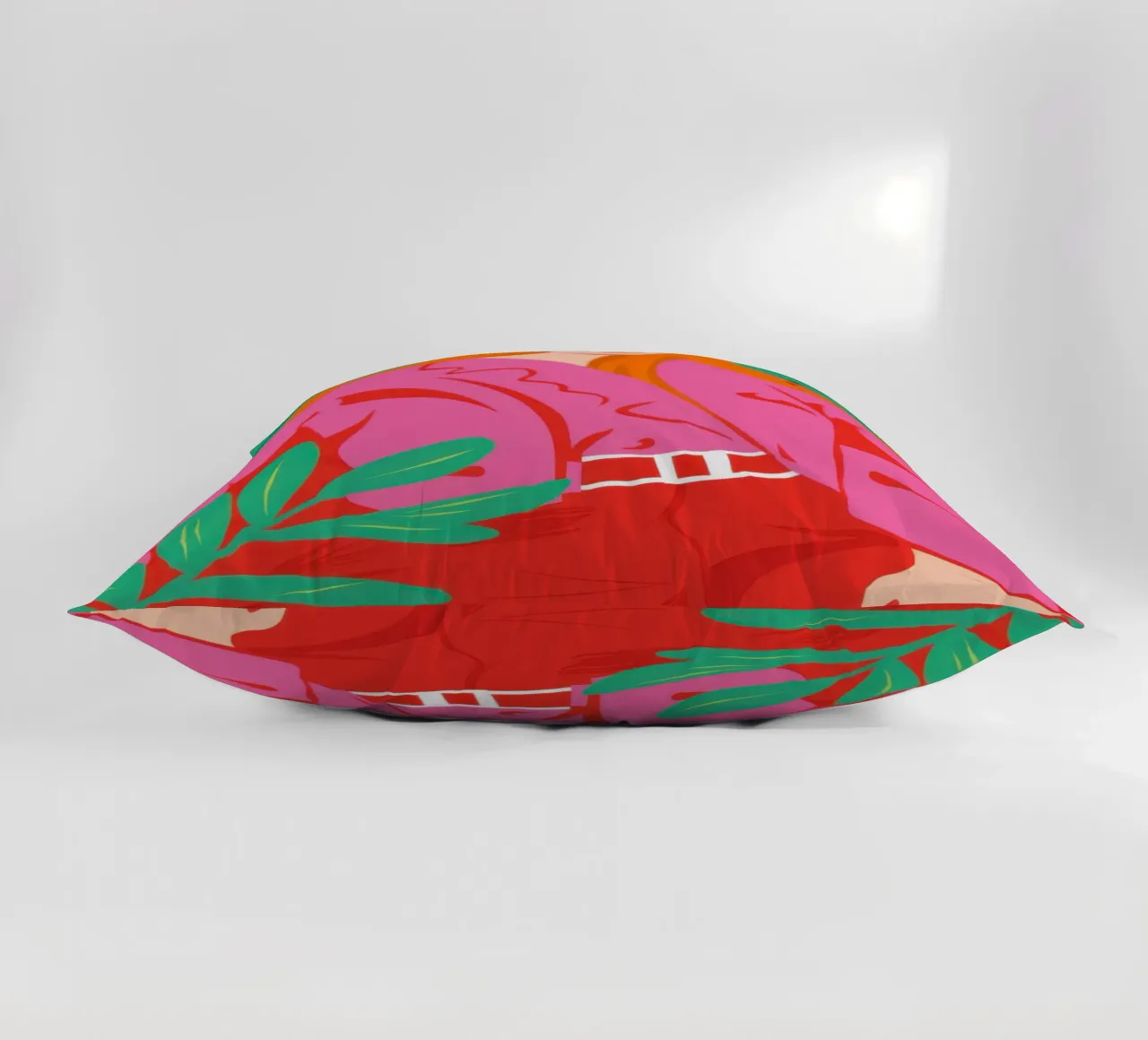 Dichiarazione di moda fucsia cuscino da Mossy Pigment