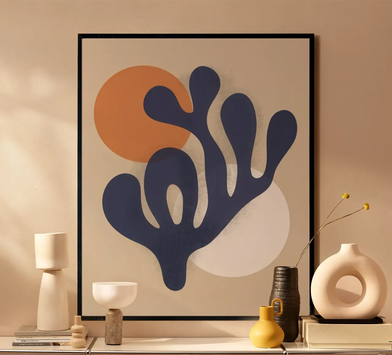 La calma ispirata da Matisse poster con telaio in plastica da Monuments Fire