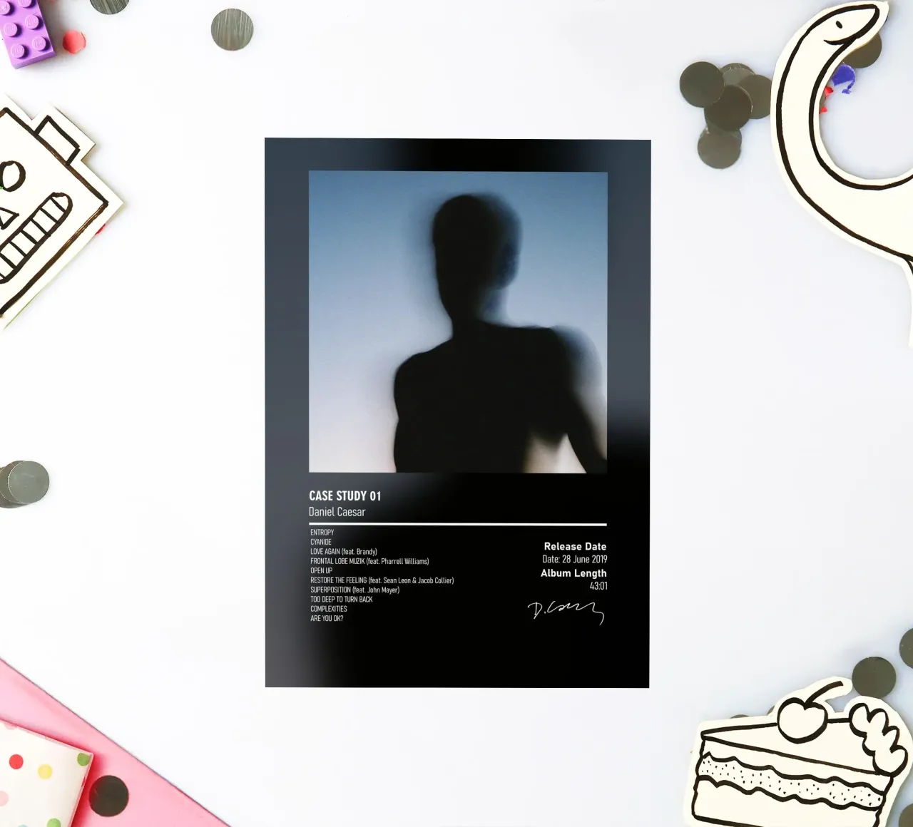 CASE STUDY 01 By Daniel Caesar adesivo da DGUnder
