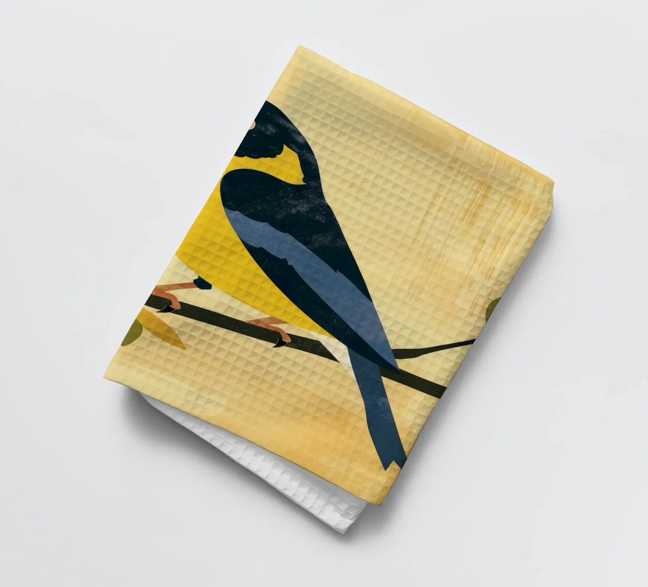 Gelber und blauer Vogel auf Zweig mit Blättern sitzend Geschirrtuch von DesignDoodle