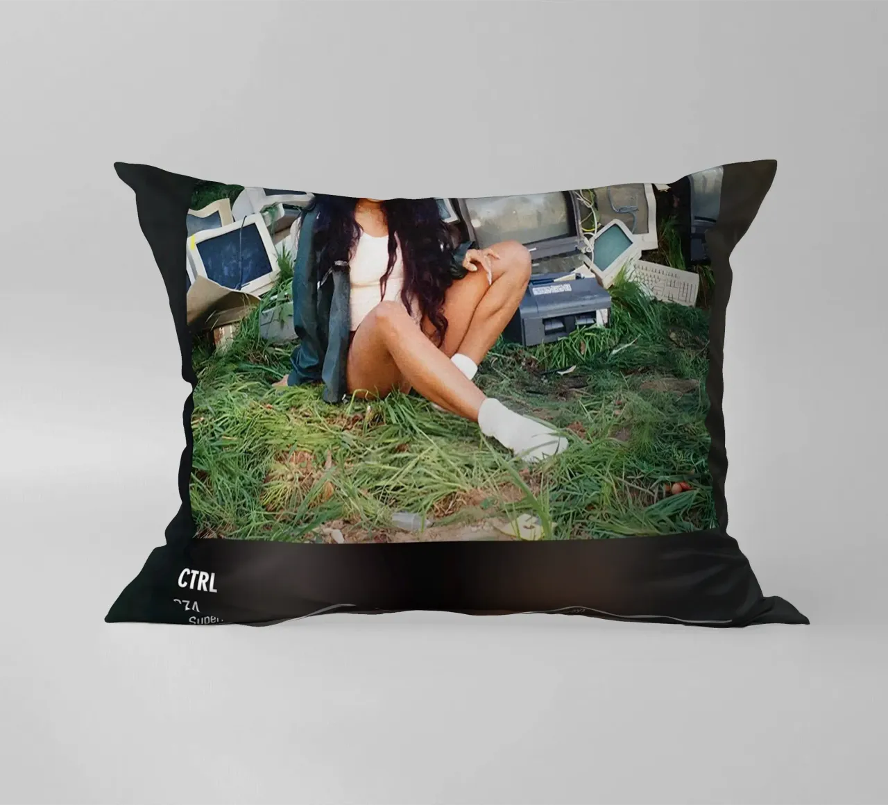 CTRL By SZA cuscino da DGUnder
