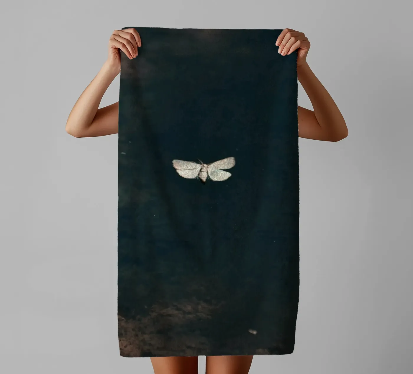 single delicate towel by Histrol