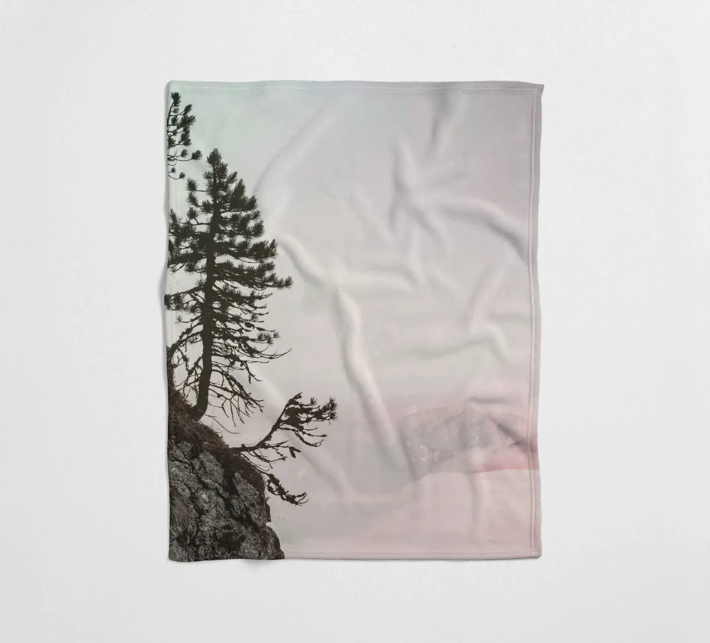 cliff pine tree coperta in pile da Histrol