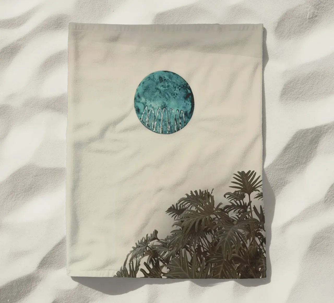 wall circular beach towel by Histrol