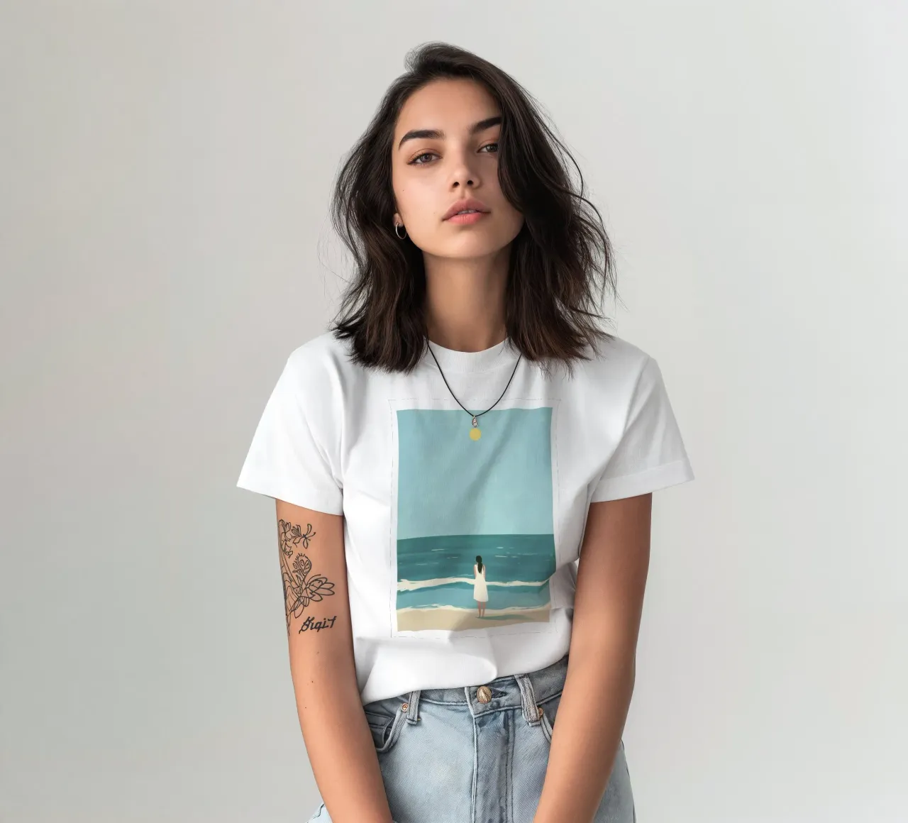 Ragazza sulla spiaggia t-shirt da Blue Water