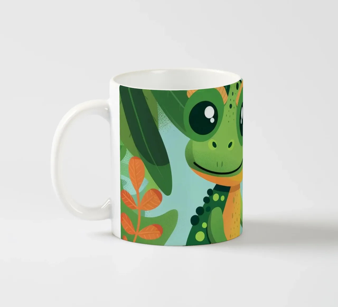 Camaleonte estroso appollaiato su un ramo nella giungla lussureggiante tazza in ceramica da DesignDoodle