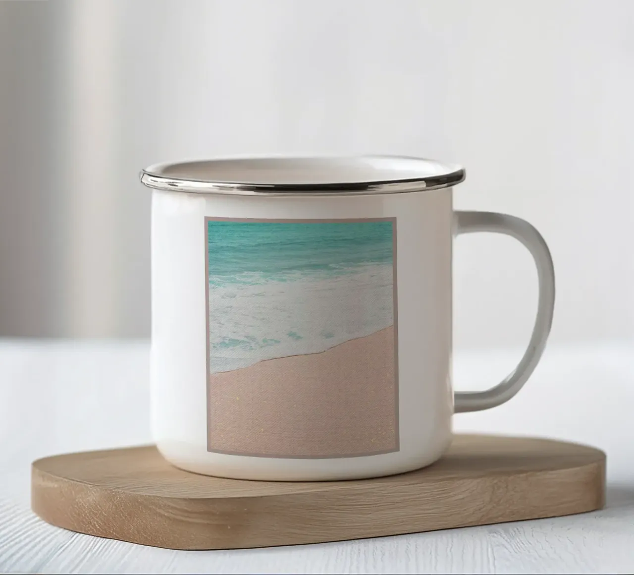 Spiaggia rosa tazza in smalto da Adam Bican