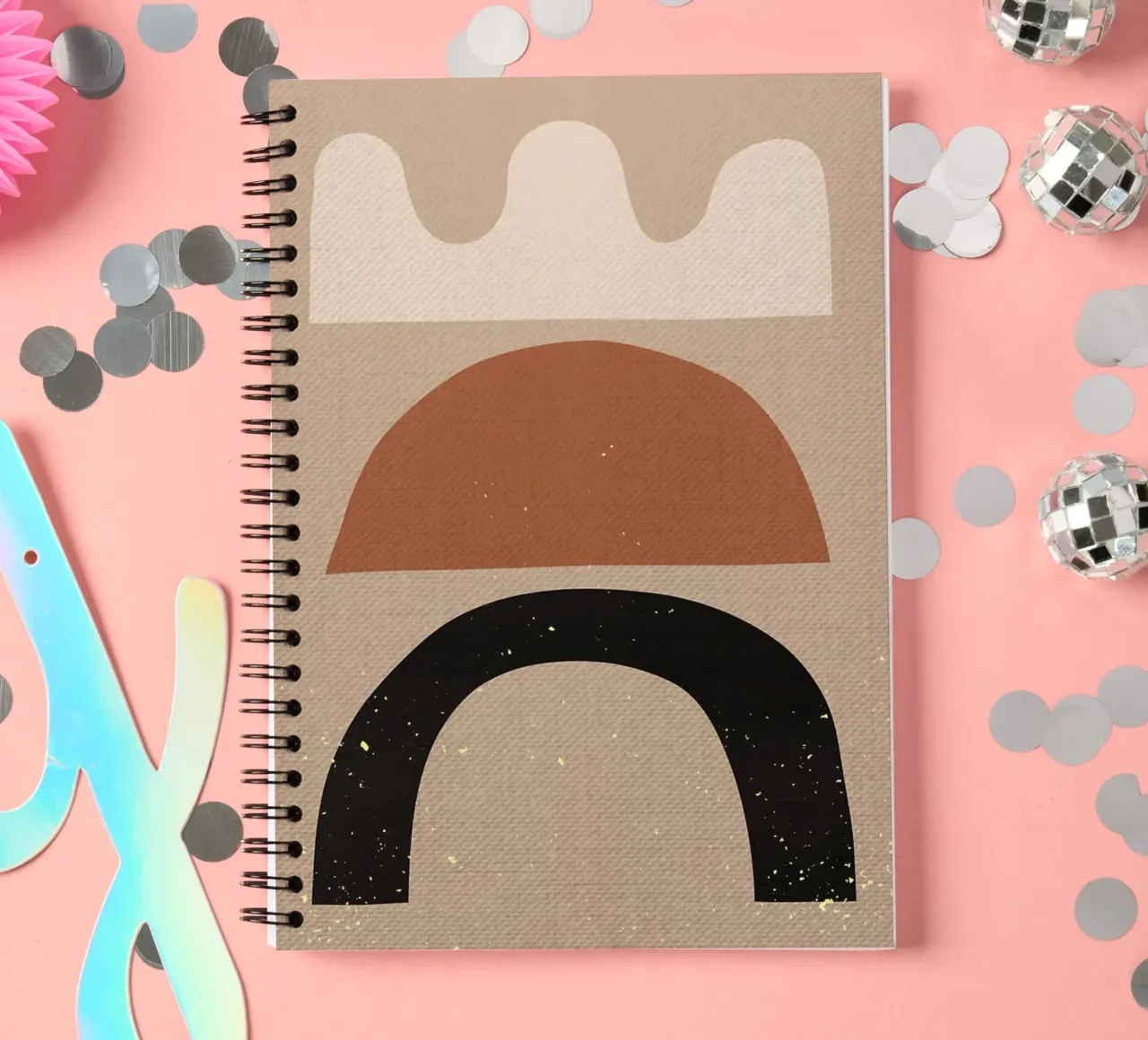 Design organico 06 diario ad anelli da Adam Bican