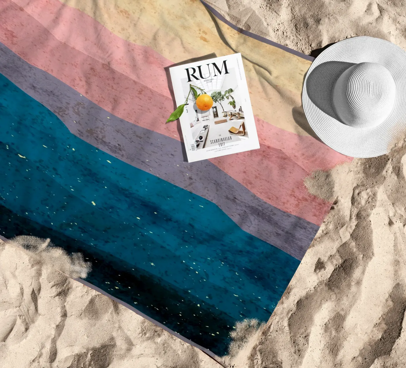 Harmonisch landschap strandhanddoek van Adam Bican