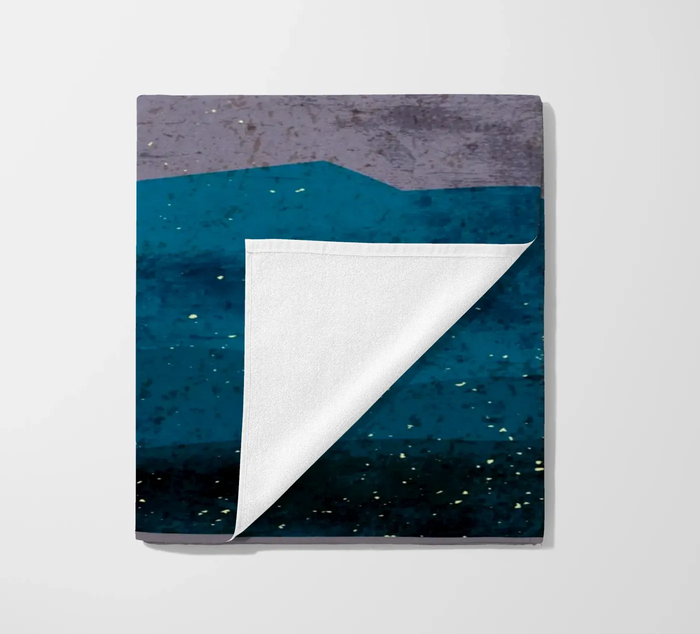 Harmonisch landschap strandhanddoek van Adam Bican