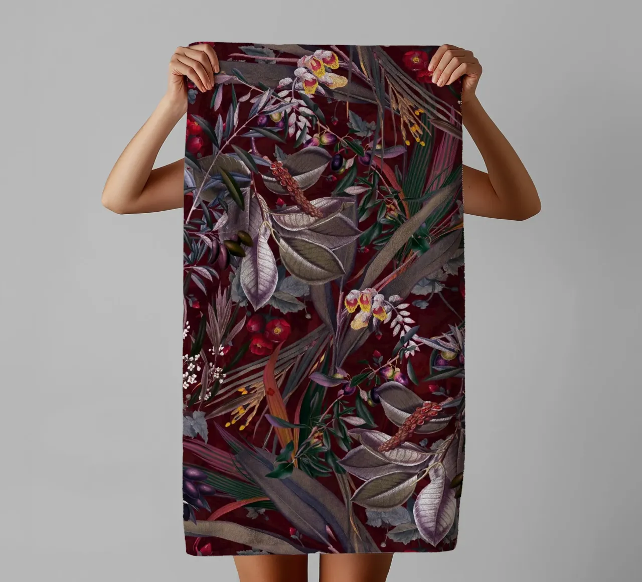 Midnight Garden IX Handtuch von burcukorkmazyurek