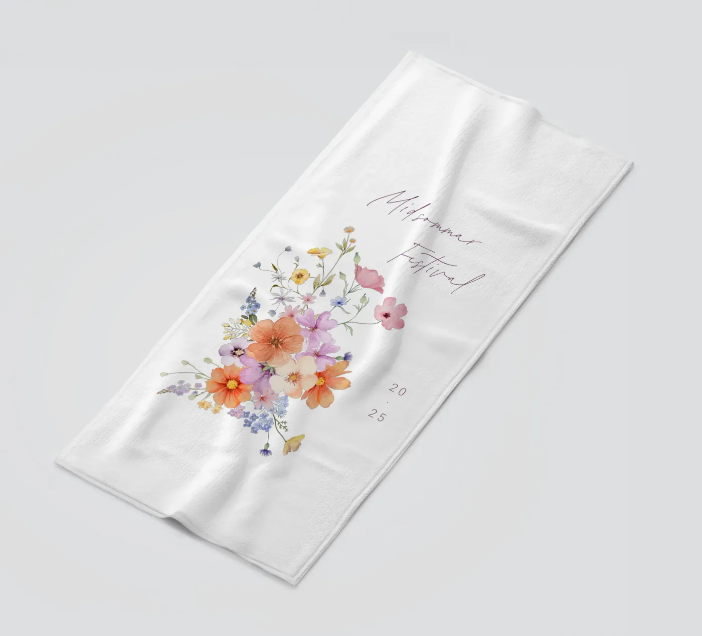 Colourblocking beach towel by Kartenliebe