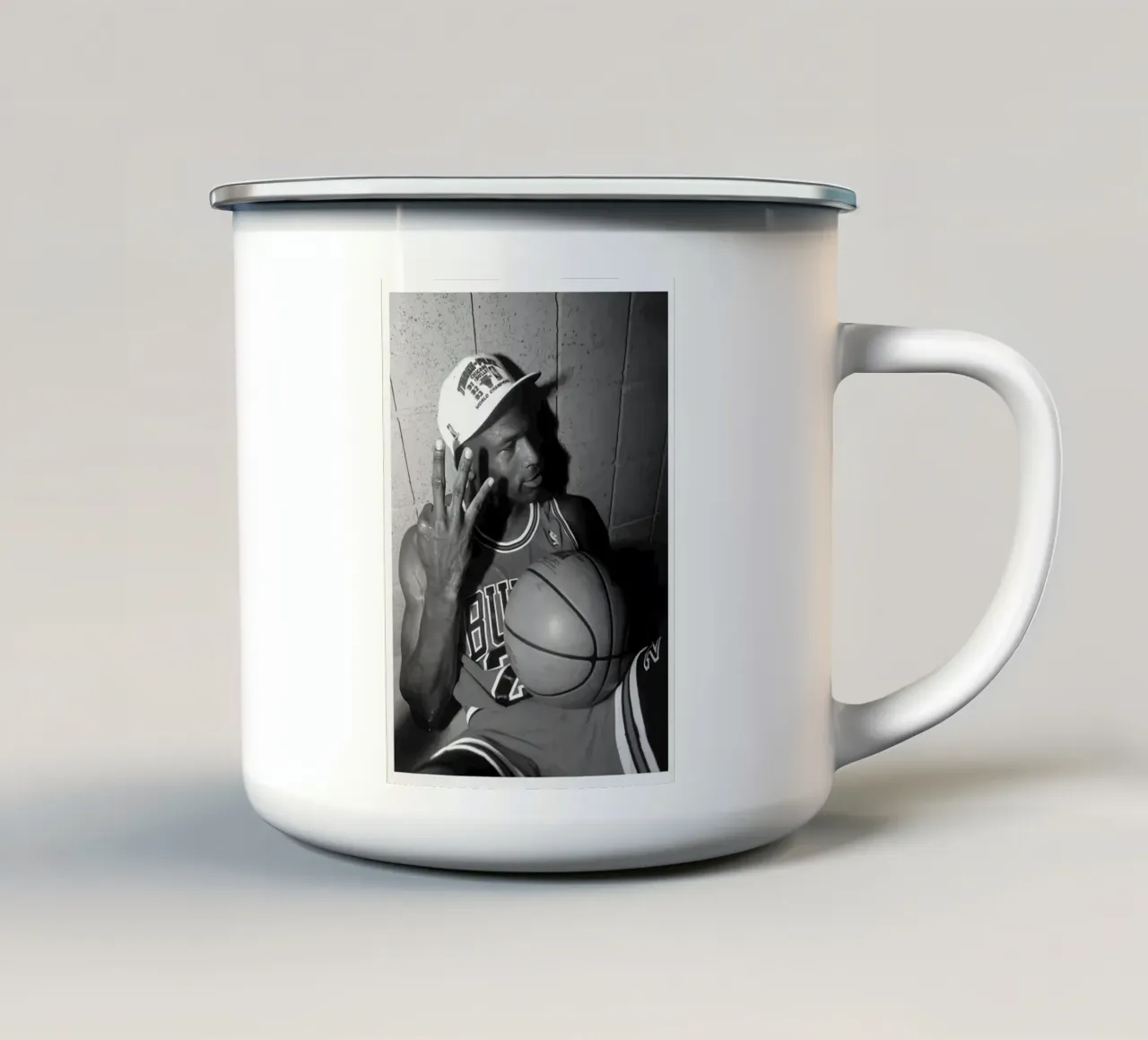 Michael Jordan 3 dita tazza in smalto da Kelly shop