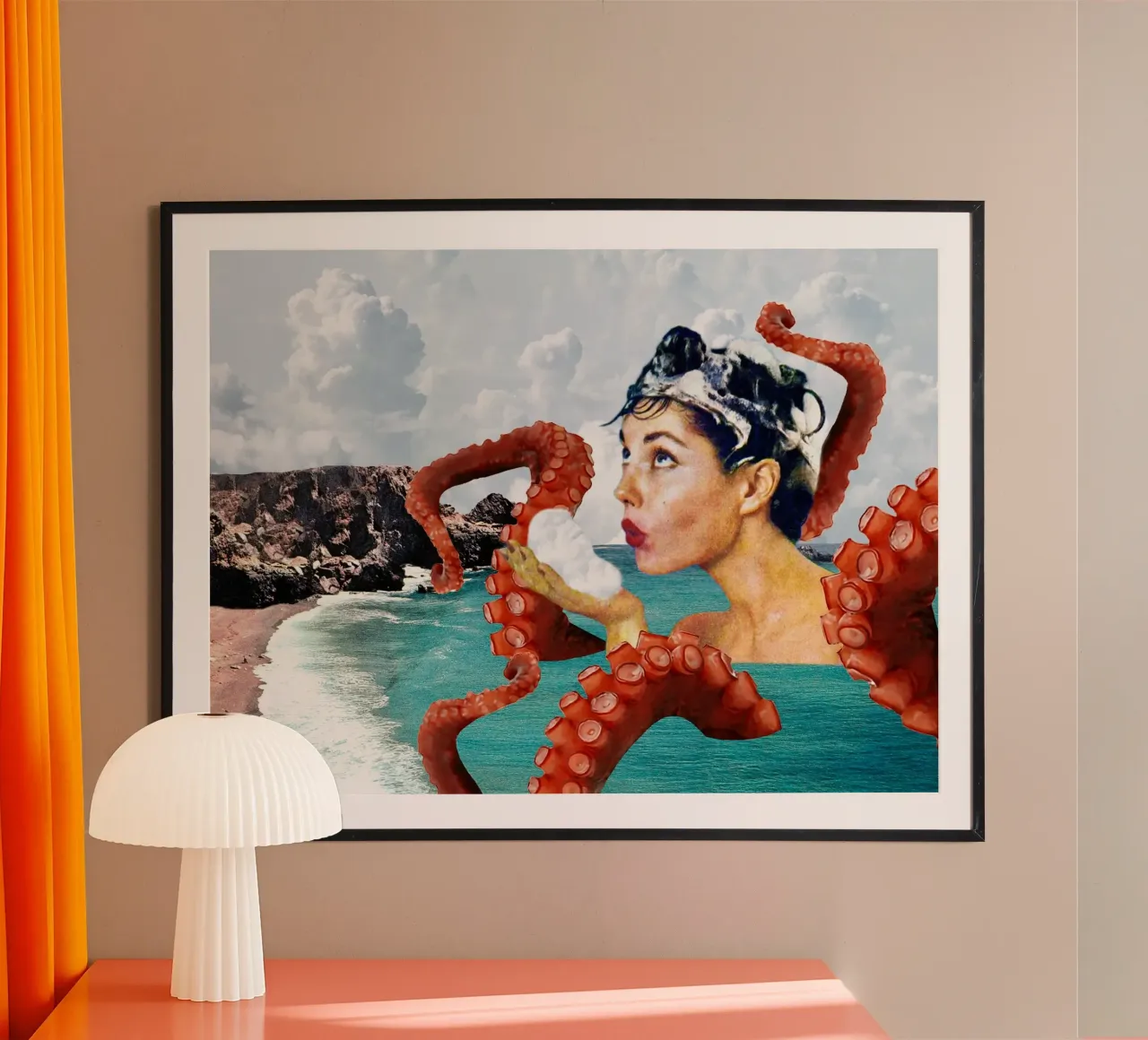 Ursula the Sea Creature poster con telaio in alluminio da MsGonzalez