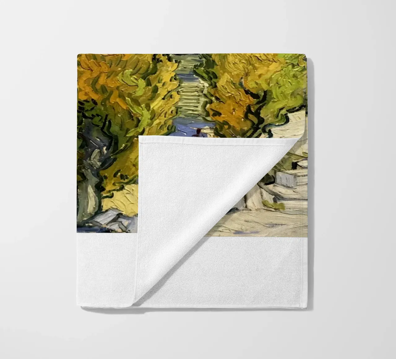 two large pine trees telo mare da cloud shop