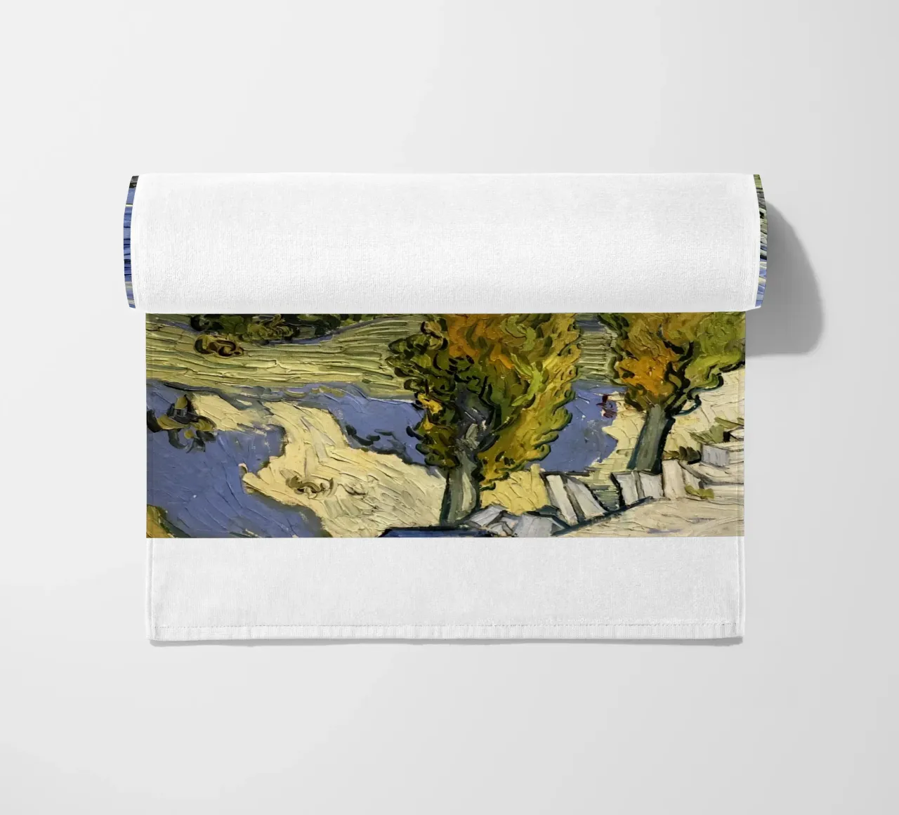 two large pine trees telo mare da cloud shop