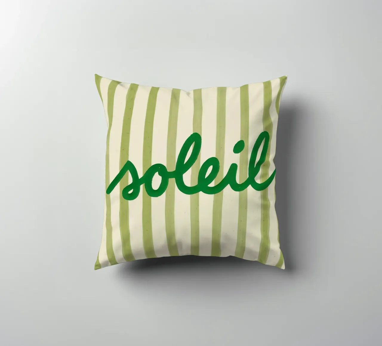 Sun Soleil cuscino da Attaboy Dsgn