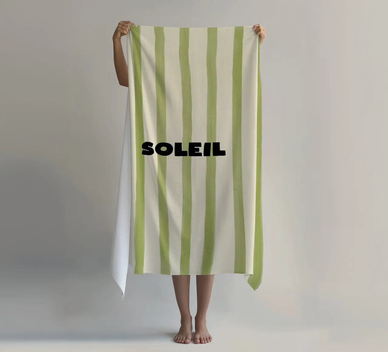 Soleil Typography telo mare da Attaboy Dsgn