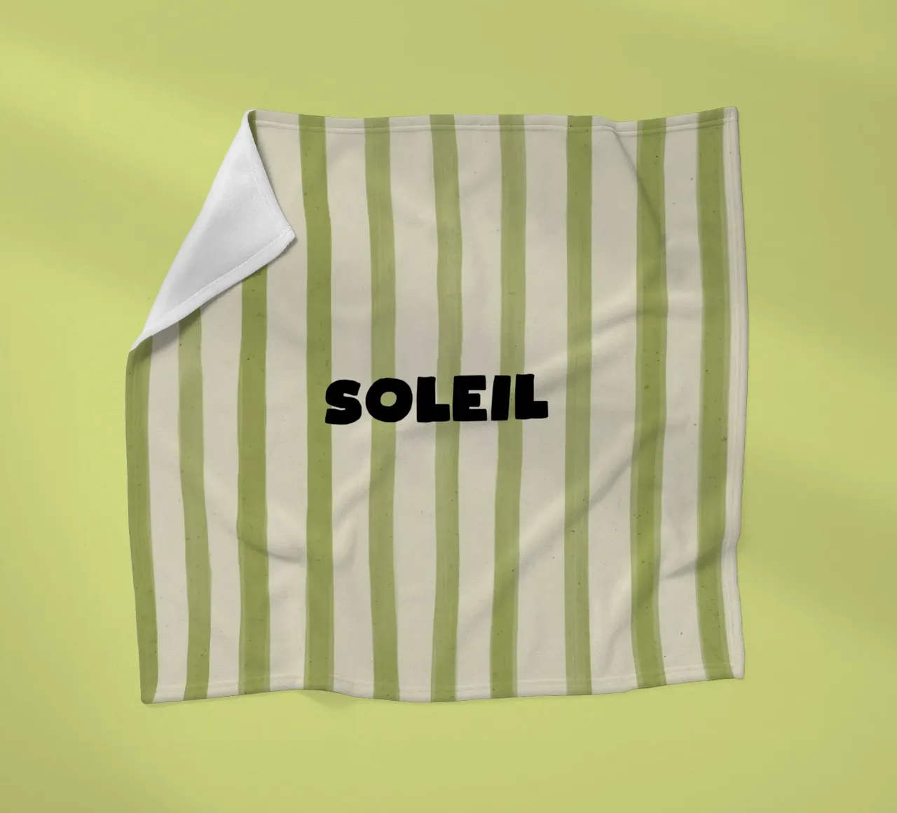 Soleil Typography coperta in pile da Attaboy Dsgn
