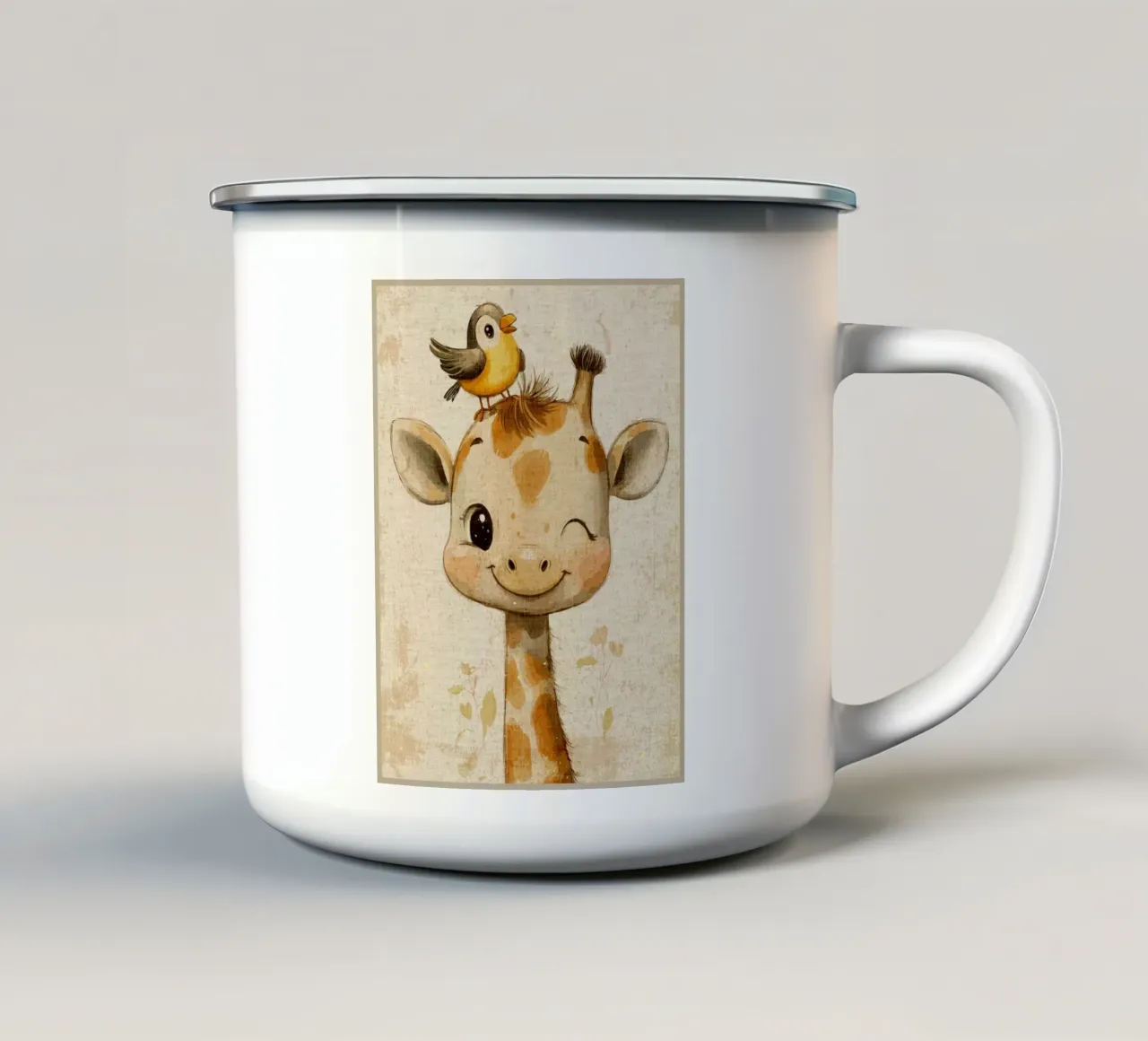 Giraffa carina con uccello tazza in smalto da MarcusALibratoreAnimalShop