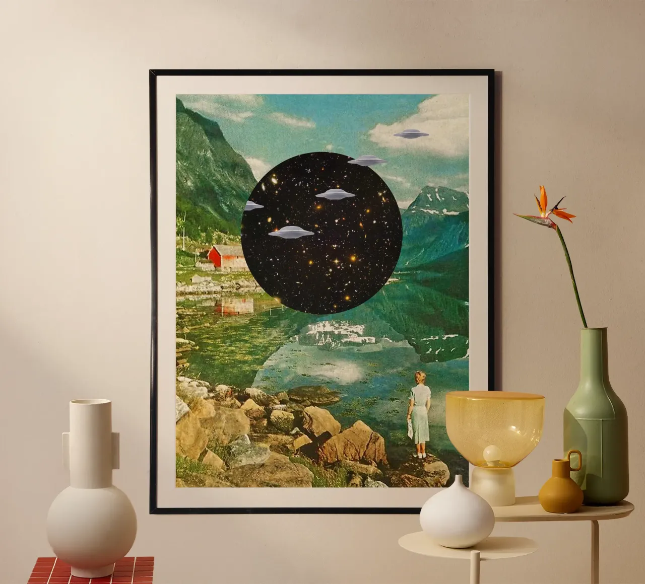 Alien Escapade poster con telaio in alluminio da MsGonzalez